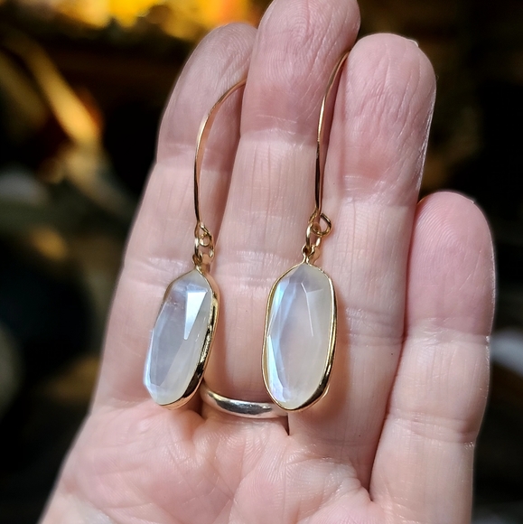 Moonstone 14k gold handmade earrings - Picture 4 of 11